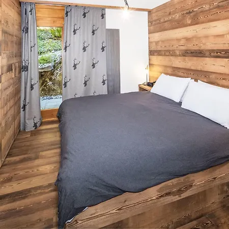 Apartment Le Tsaumiau A 13 By Interhome